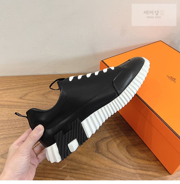 Hermes 에르메스 점프 스니커즈 레플리카 7번 이미지 - 신발 | 세미샵 레플리카 사이트