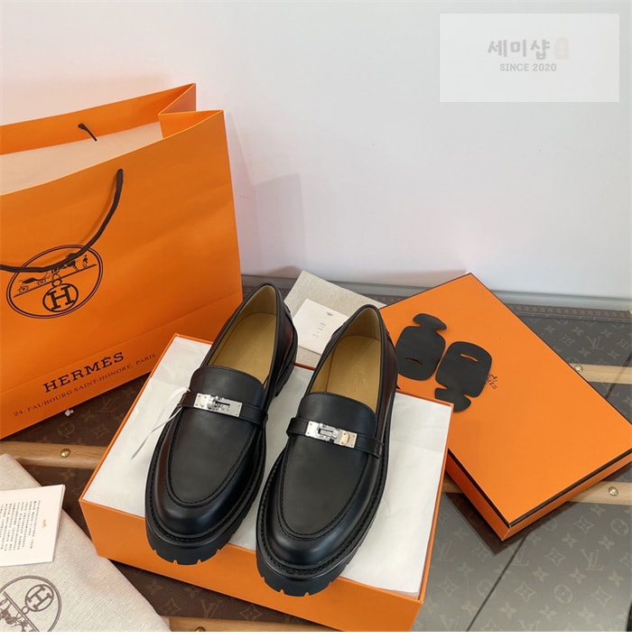 Hermes 에르메스 켈리 버클 로퍼 신발 8번 이미지