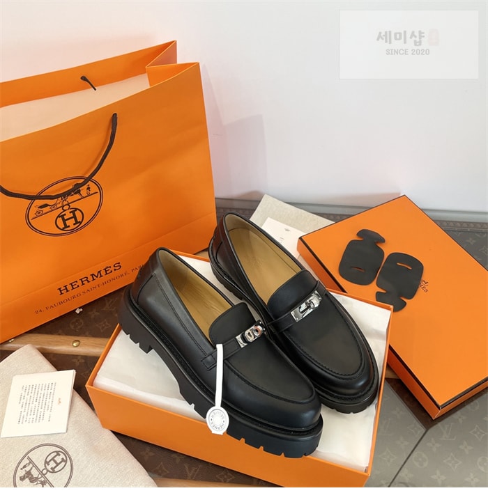 Hermes 에르메스 켈리 버클 로퍼 신발 10번 이미지