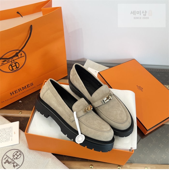 Hermes 에르메스 켈리 버클 로퍼 신발 15번 이미지