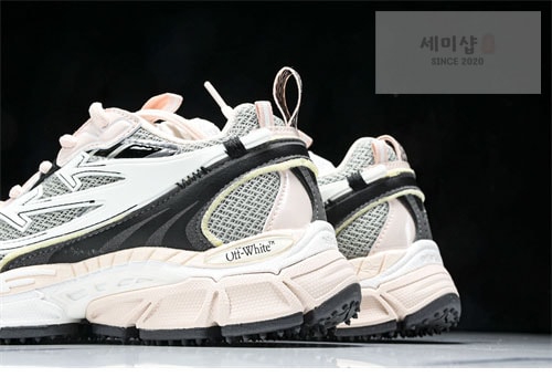 Off White 오프화이트 비 라이트 스니커즈 신발 19번 이미지
