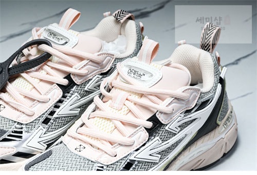 Off White 오프화이트 비 라이트 스니커즈 신발 27번 이미지