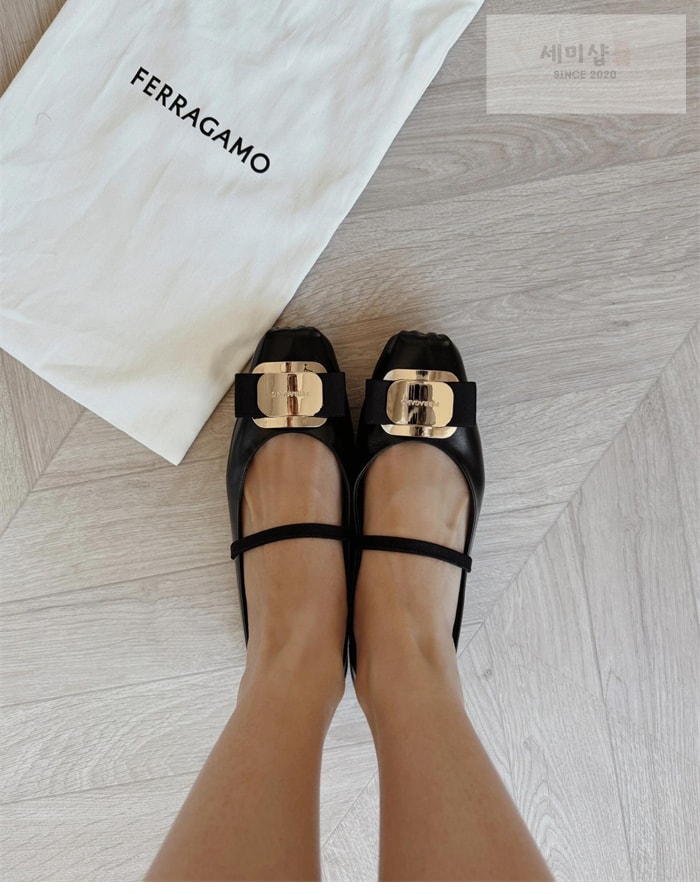 Ferragamo 페레가모 뉴 바라 플레이트 발레플랫 신발 6번 이미지