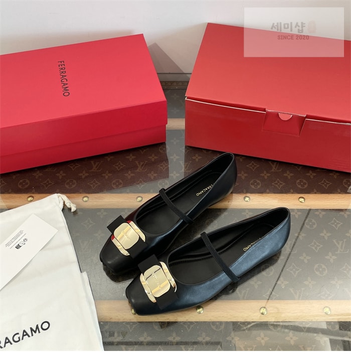 Ferragamo 페레가모 뉴 바라 플레이트 발레플랫 신발 9번 이미지