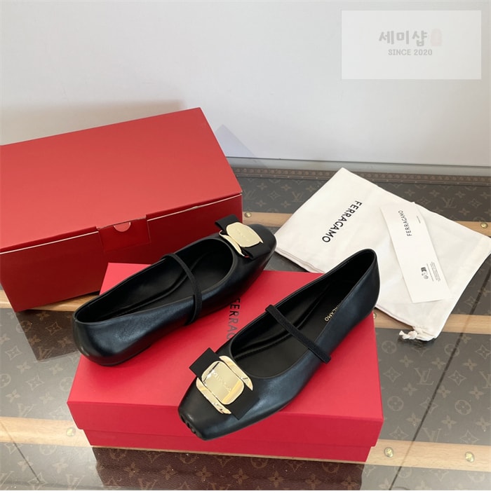 Ferragamo 페레가모 뉴 바라 플레이트 발레플랫 신발 2번 이미지