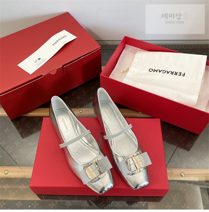 Ferragamo 페레가모 뉴 바라 플레이트 발레플랫 신발 14번 이미지