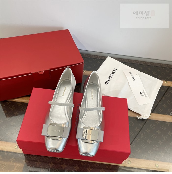 Ferragamo 페레가모 뉴 바라 플레이트 발레플랫 신발 16번 이미지