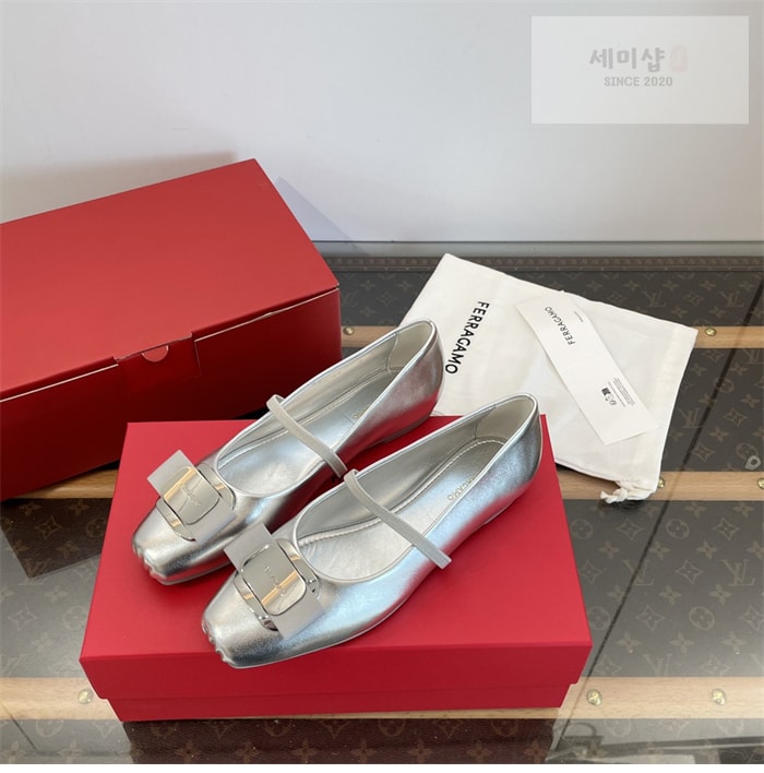 Ferragamo 페레가모 뉴 바라 플레이트 발레플랫 신발 18번 이미지