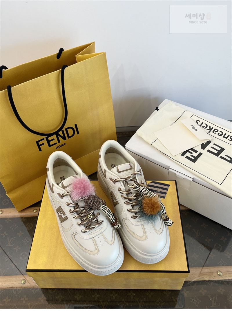 Fendi 펜디 매치 소프트 레더 로우탑 스니커즈 신발 8번 이미지