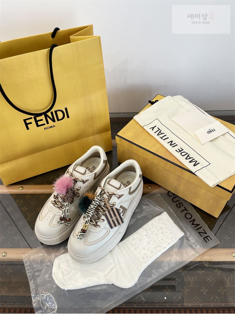Fendi 펜디 매치 소프트 레더 로우탑 스니커즈 신발 11번 이미지
