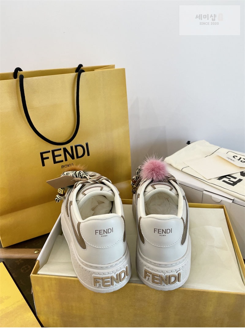 Fendi 펜디 매치 소프트 레더 로우탑 스니커즈 신발 13번 이미지