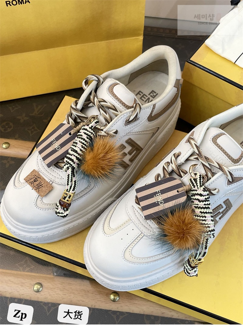Fendi 펜디 매치 소프트 레더 로우탑 스니커즈 신발 15번 이미지