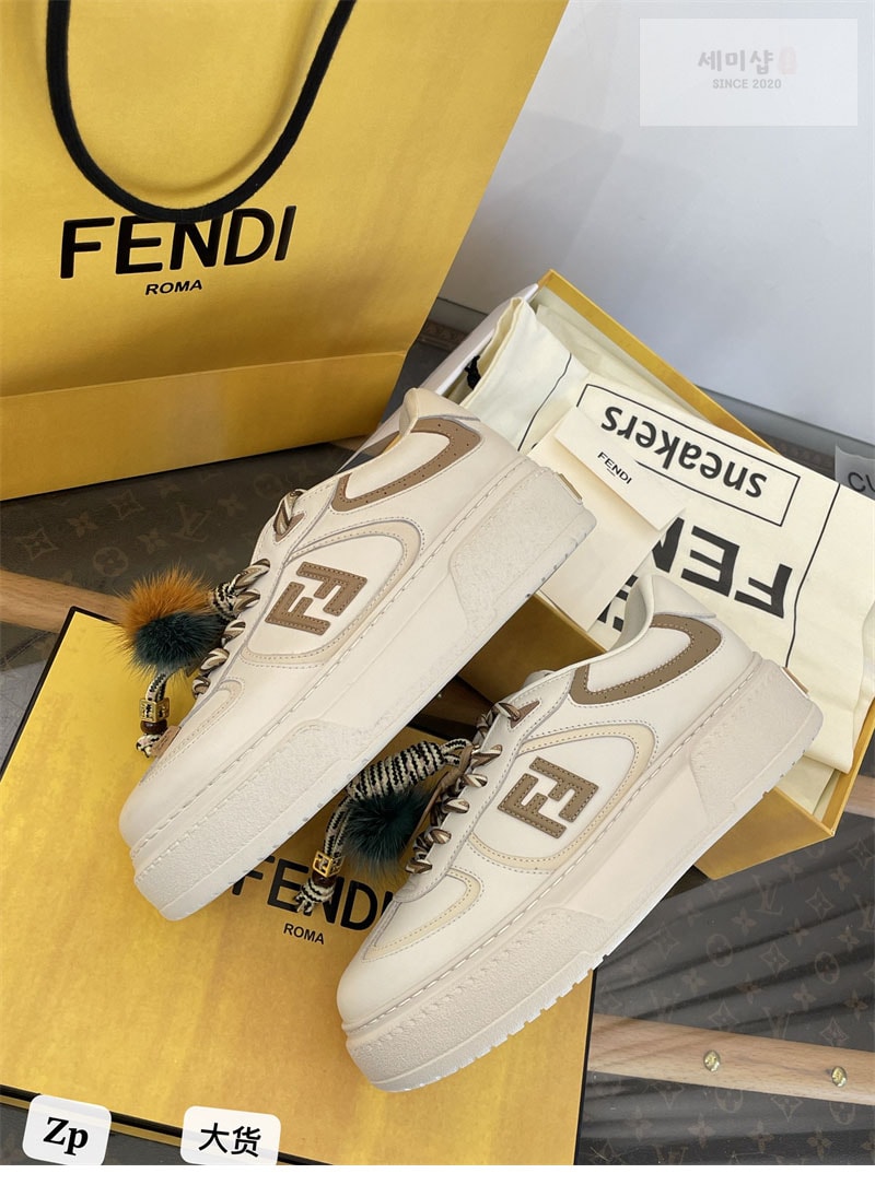 Fendi 펜디 매치 소프트 레더 로우탑 스니커즈 신발 16번 이미지