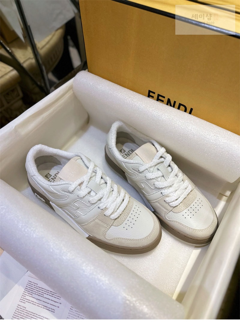 Fendi 펜디 매치 스니커즈 신발 10번 이미지