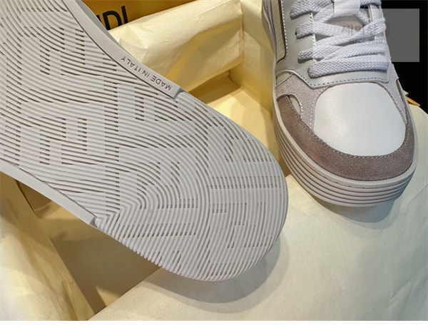 Fendi 펜디 스텝 레더 남성 스니커즈 신발 15번 이미지