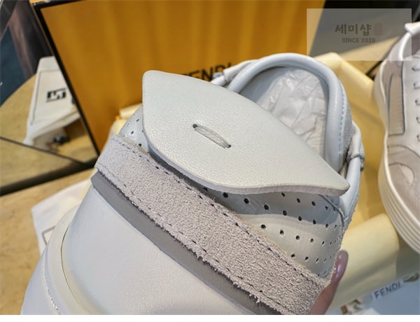 Fendi 펜디 스텝 레더 남성 스니커즈 신발 16번 이미지
