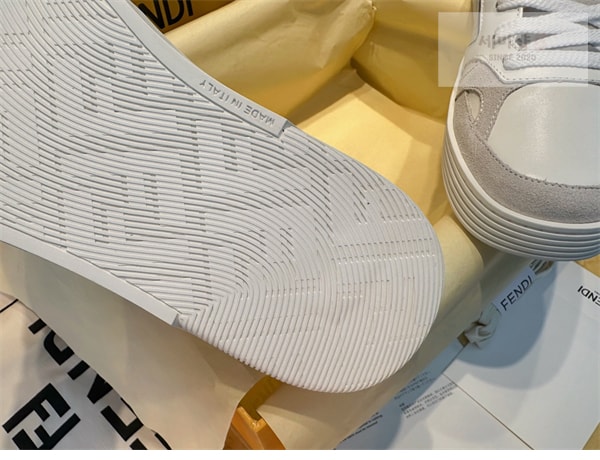 Fendi 펜디 스텝 레더 남성 스니커즈 신발 18번 이미지