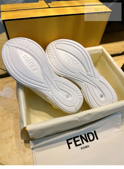 Fendi 펜디 퍼스트1 패널 로우탑 스니커즈 신발 21번 이미지
