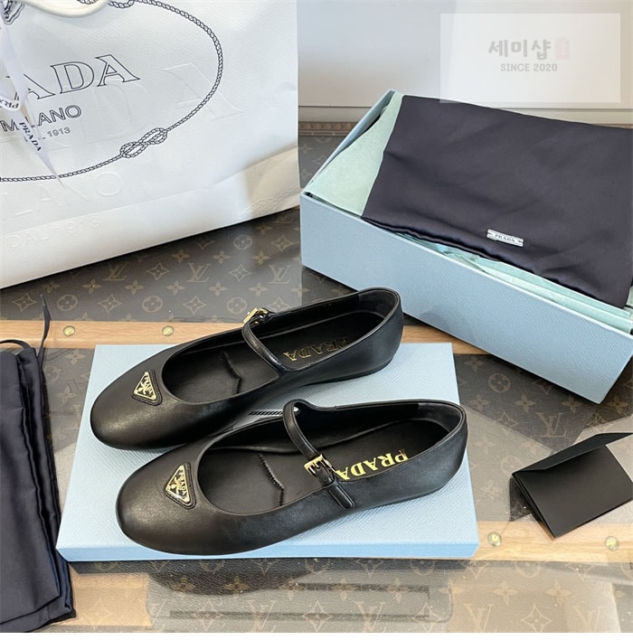P R A D A 프라다 나파 가죽 발레리나 슈즈 브라운 신발 11번 이미지