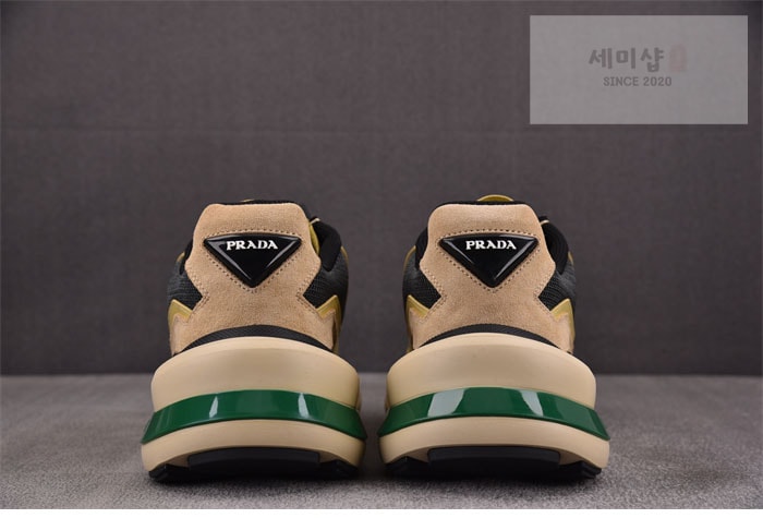 P R A D A 프라다 시스템 브러쉬드 신발 6번 이미지