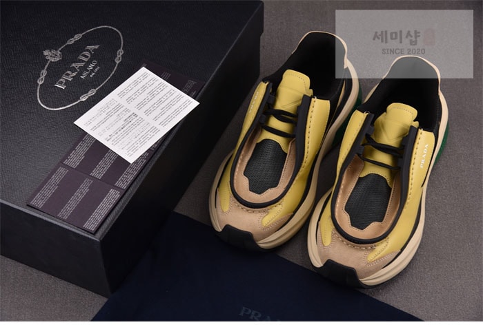 P R A D A 프라다 시스템 브러쉬드 신발 8번 이미지