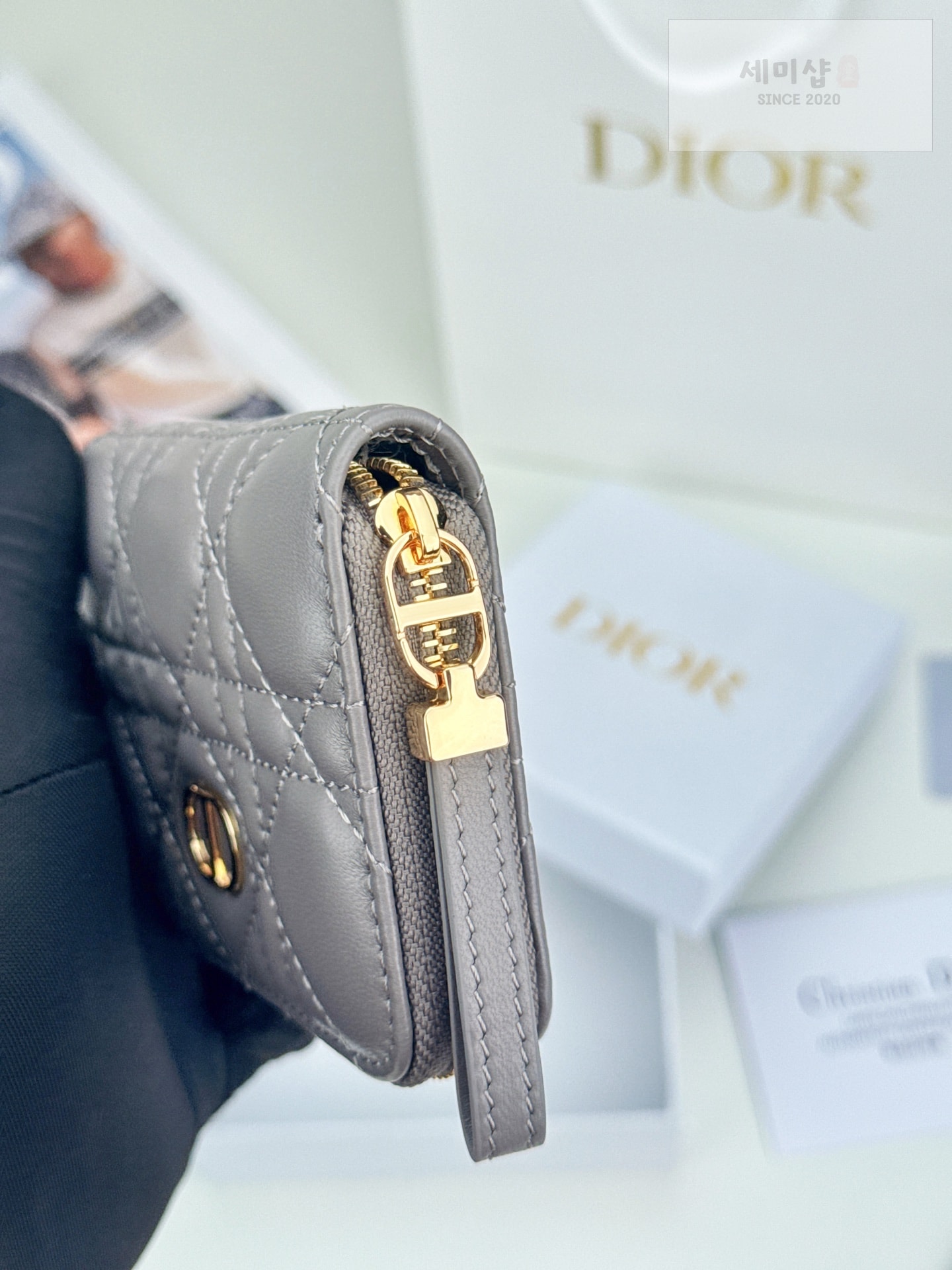 D I O R Dior Caro Zip Compact Wallet 1 지갑 13번 이미지