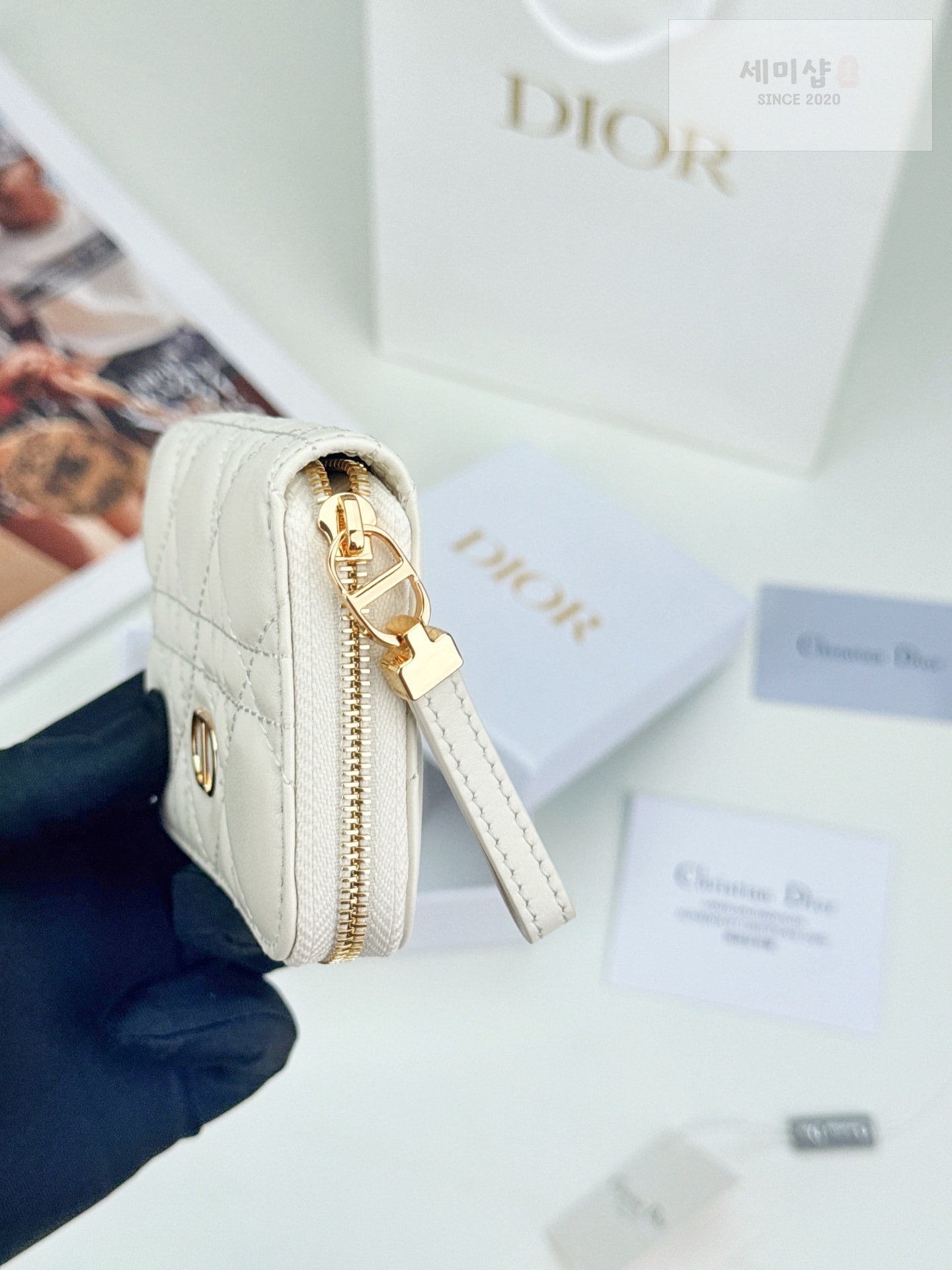 D I O R Dior Caro Zip Compact Wallet 1 지갑 20번 이미지