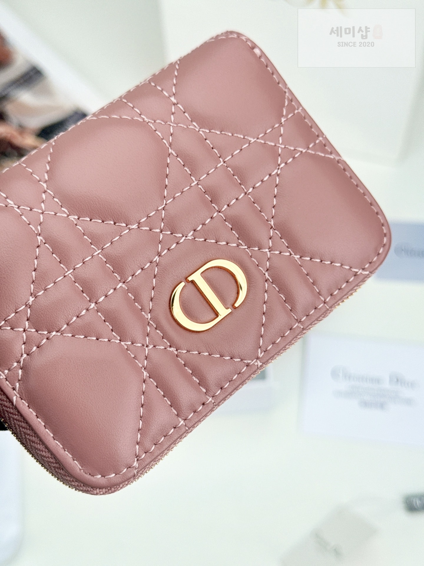 D I O R Dior Caro Zip Compact Wallet 1 지갑 28번 이미지