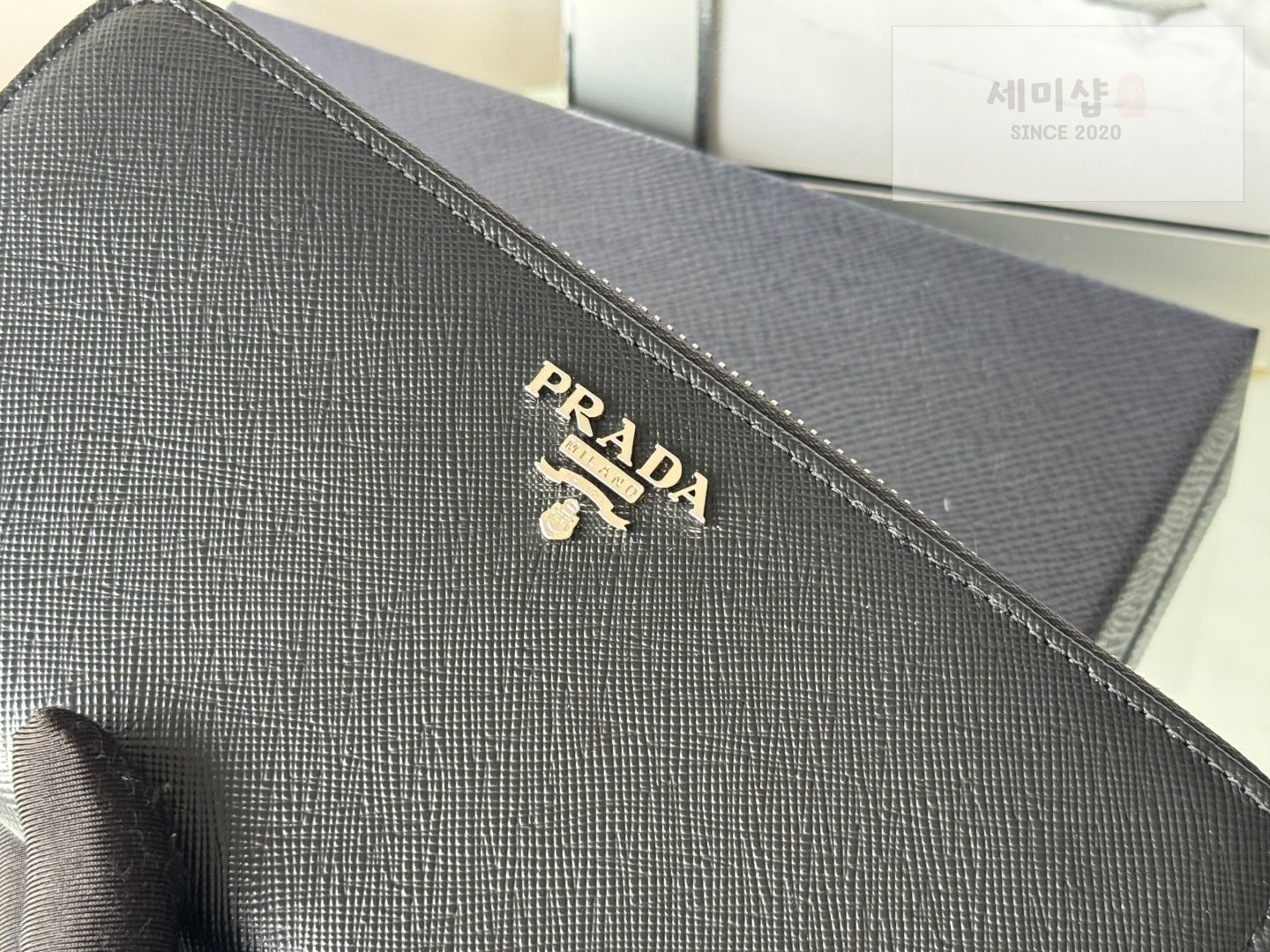 프라다 프라다 사피아노 지퍼 어라운드 1 지갑 35번 이미지