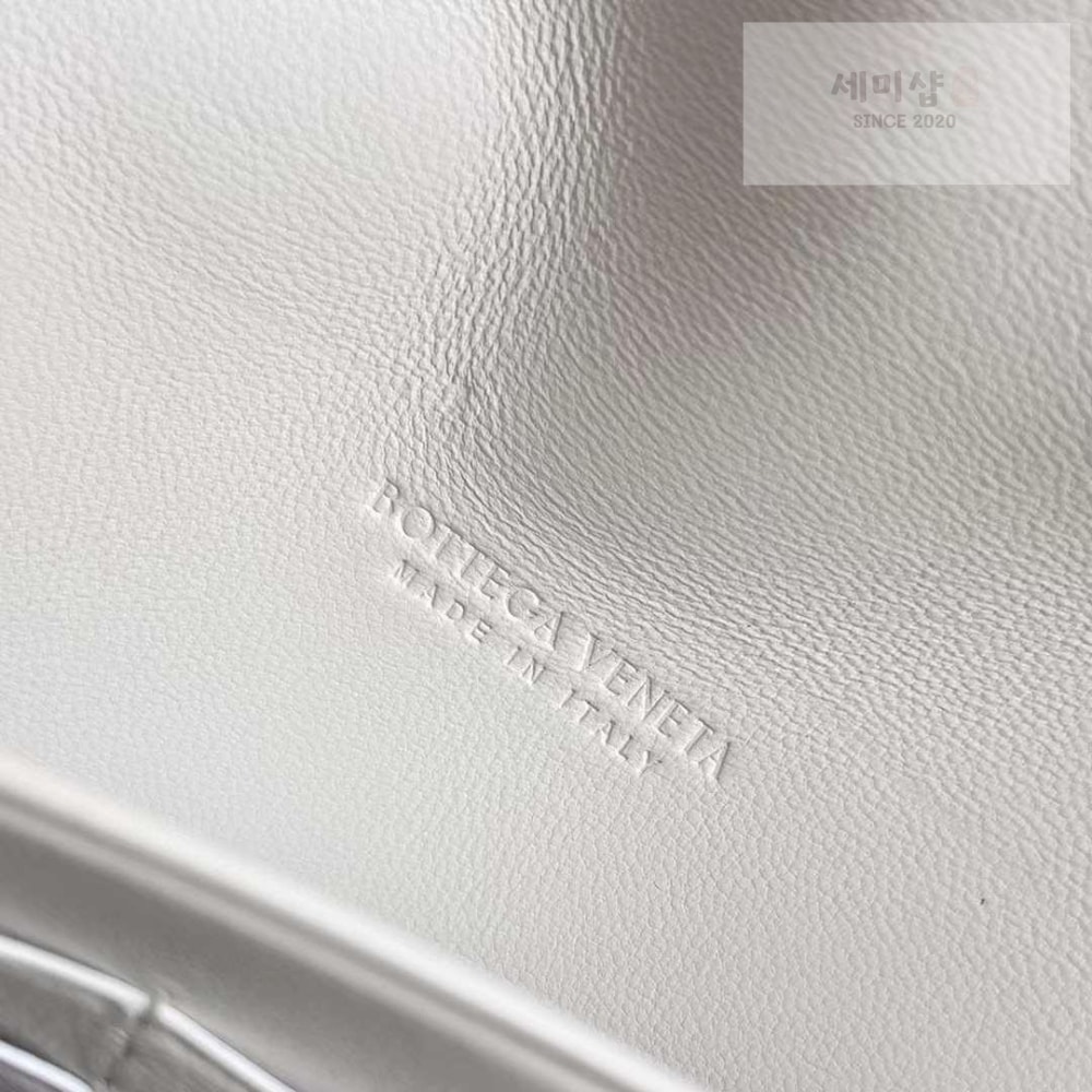 Bottega Veneta Bottega Veneta Andiamo Wallet 지갑 24번 이미지