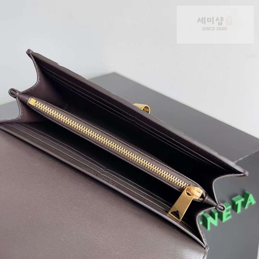 Bottega Veneta Bottega Veneta Andiamo Wallet 지갑 38번 이미지