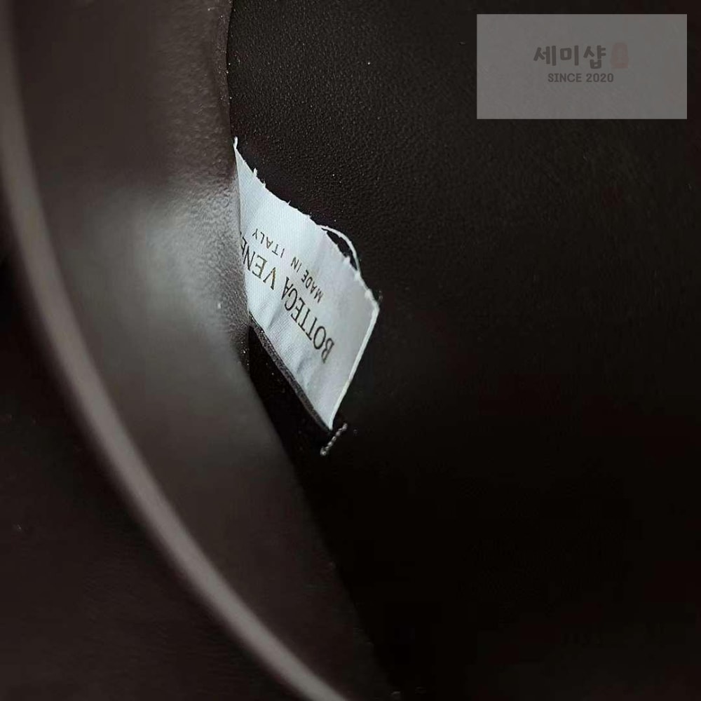 Bottega Veneta Bottega Veneta Andiamo Wallet 지갑 40번 이미지