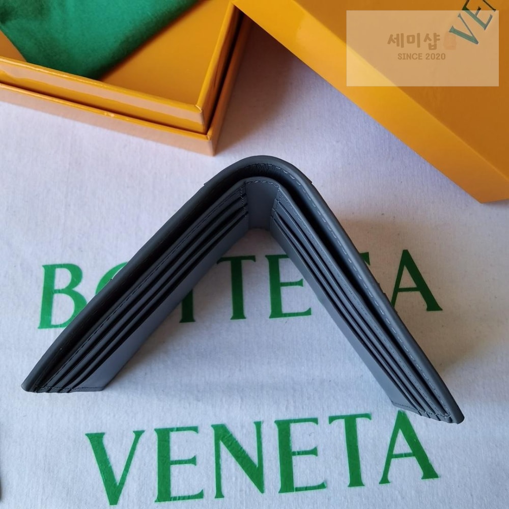 Bottega Veneta Bottega Veneta Casset Bi Fold Wallet 지갑 7번 이미지