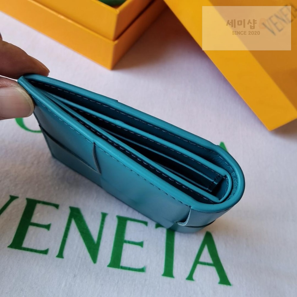 Bottega Veneta Bottega Veneta Casset Bi Fold Wallet 지갑 10번 이미지