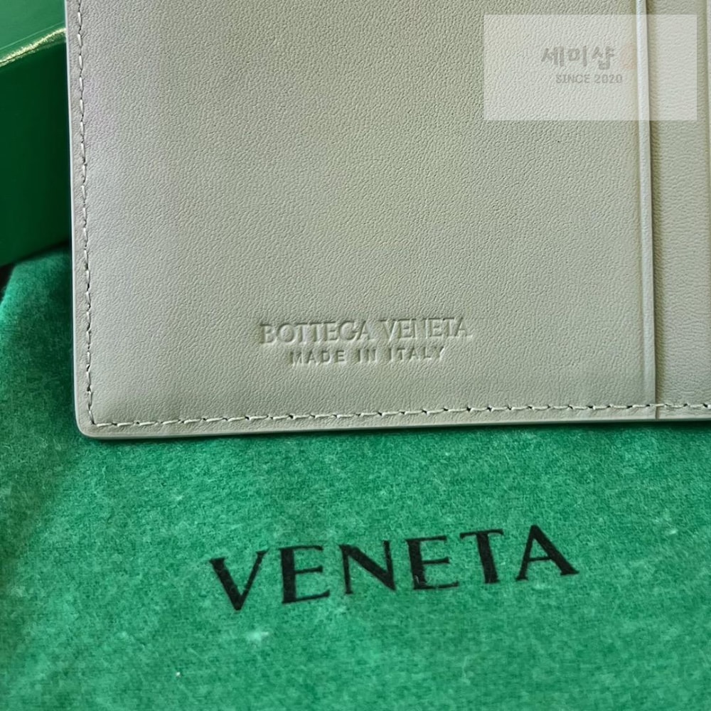 Bottega Veneta Bottega Veneta Cassete Credit Card Case 레플리카 10번 이미지 - 지갑 | 세미샵 레플리카 사이트