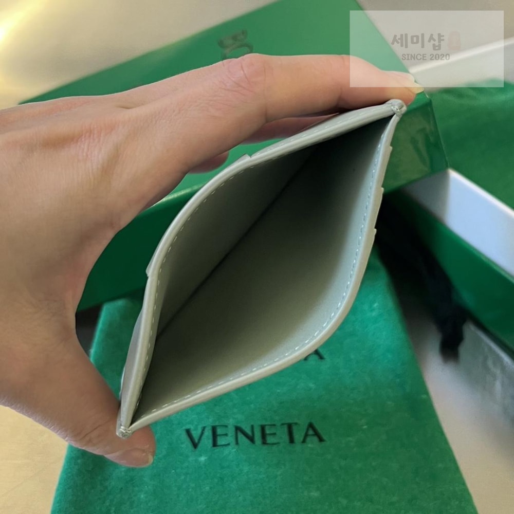 Bottega Veneta Bottega Veneta Cassete Credit Card Case 레플리카 11번 이미지 - 지갑 | 세미샵 레플리카 사이트