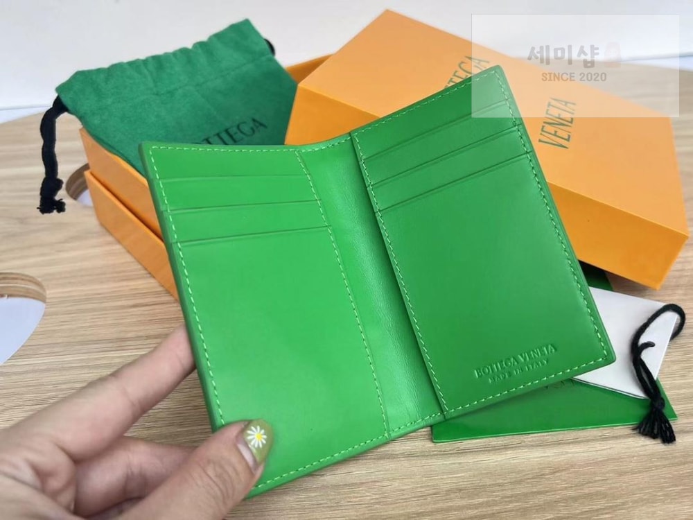 Bottega Veneta Bottega Veneta Cassete Flap Card Case 지갑 2번 이미지
