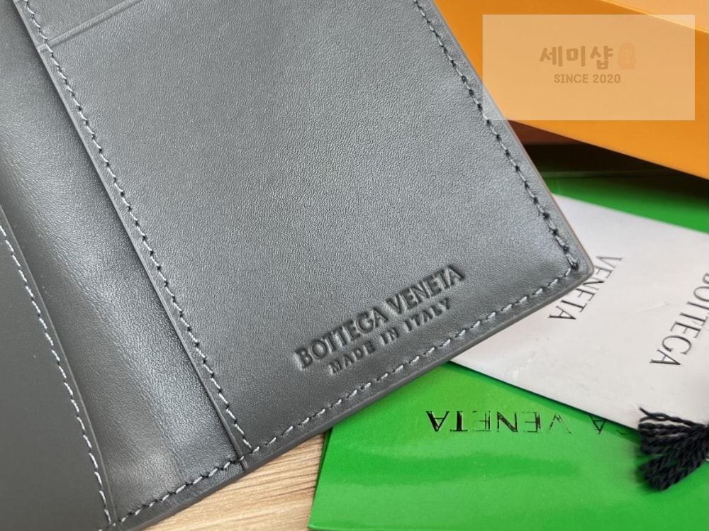 Bottega Veneta Bottega Veneta Cassete Flap Card Case 지갑 18번 이미지
