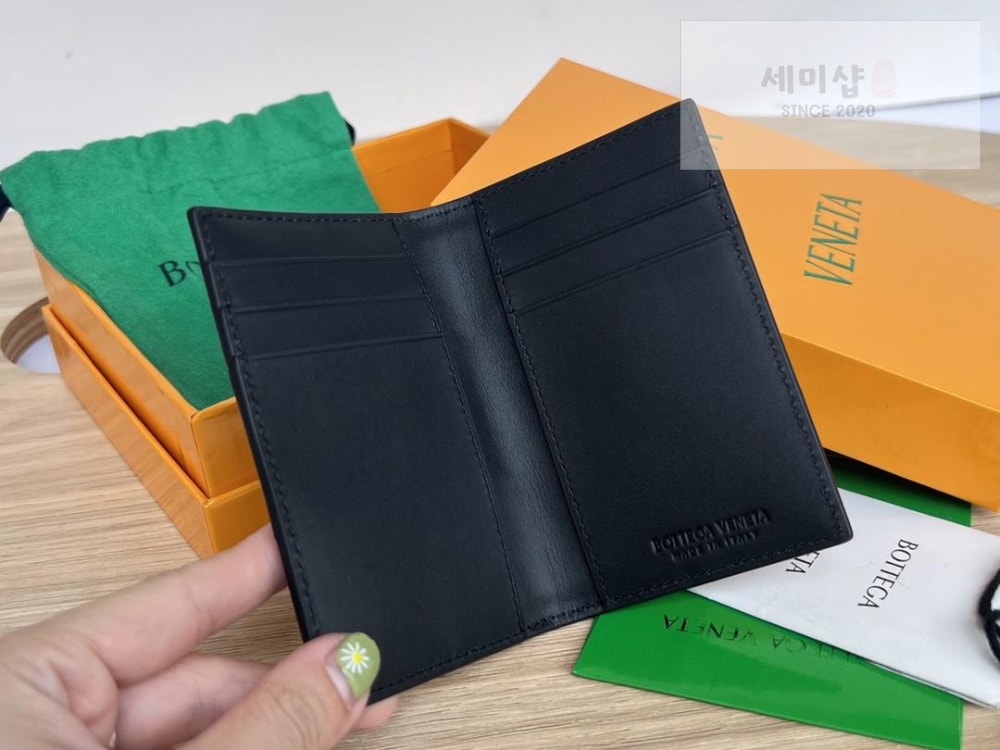 Bottega Veneta Bottega Veneta Cassete Flap Card Case 지갑 22번 이미지