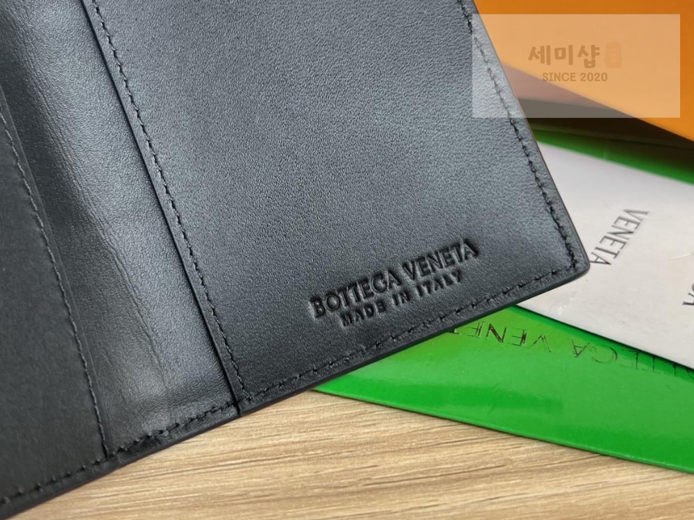Bottega Veneta Bottega Veneta Cassete Flap Card Case 지갑 23번 이미지
