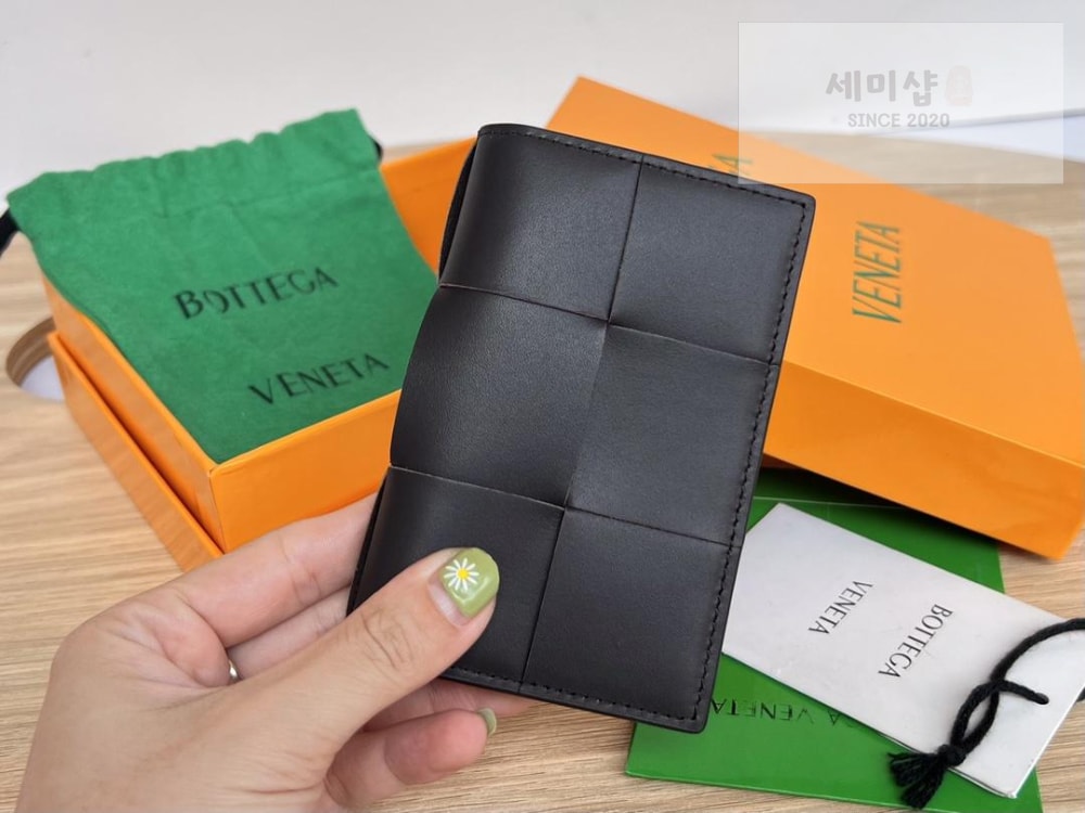 Bottega Veneta Bottega Veneta Cassete Flap Card Case 지갑 24번 이미지