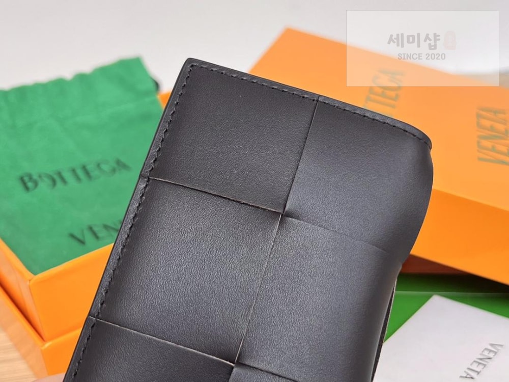 Bottega Veneta Bottega Veneta Cassete Flap Card Case 지갑 25번 이미지