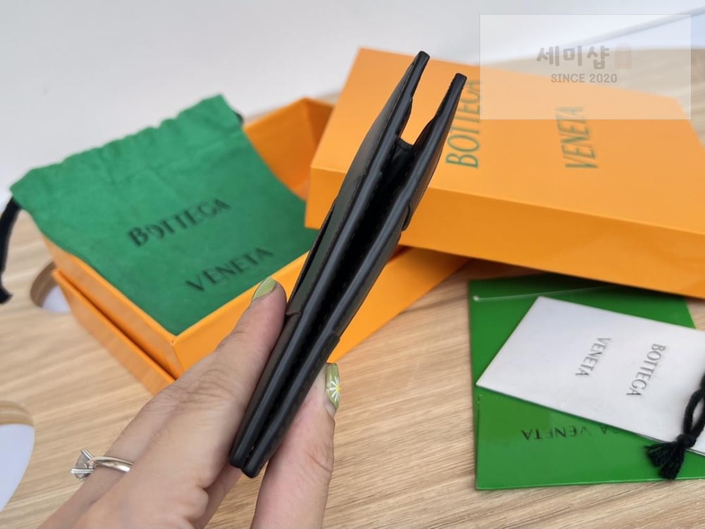 Bottega Veneta Bottega Veneta Cassete Flap Card Case 지갑 26번 이미지