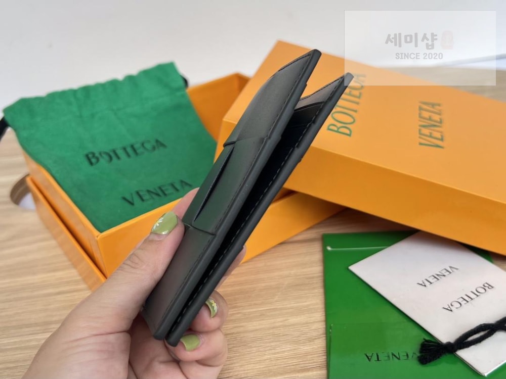 Bottega Veneta Bottega Veneta Cassete Flap Card Case 지갑 30번 이미지