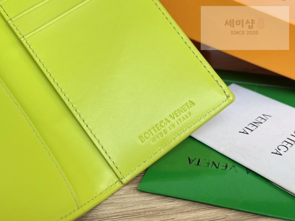Bottega Veneta Bottega Veneta Cassete Flap Card Case 지갑 36번 이미지