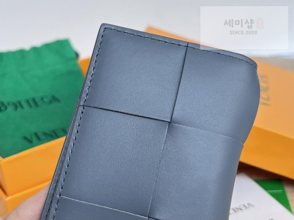 Bottega Veneta Bottega Veneta Cassete Flap Card Case 지갑 38번 이미지