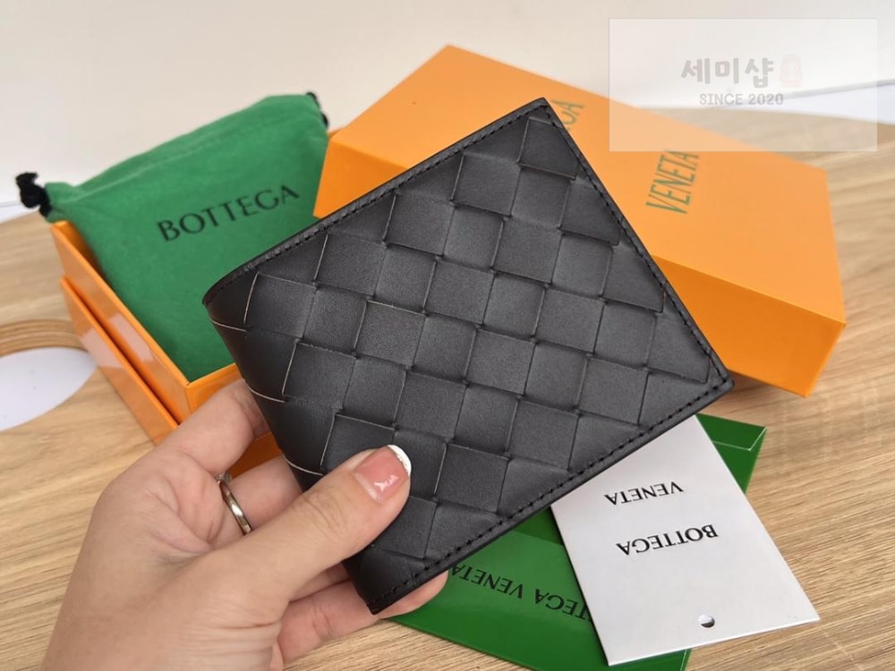 Bottega Veneta Bottega Veneta Intrecciato Bi Fold Wallet 레플리카 5번 이미지 - 지갑 | 세미샵 레플리카 사이트