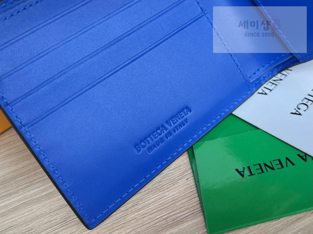 Bottega Veneta Bottega Veneta Intrecciato Bi Fold Wallet 레플리카 6번 이미지 - 지갑 | 세미샵 레플리카 사이트