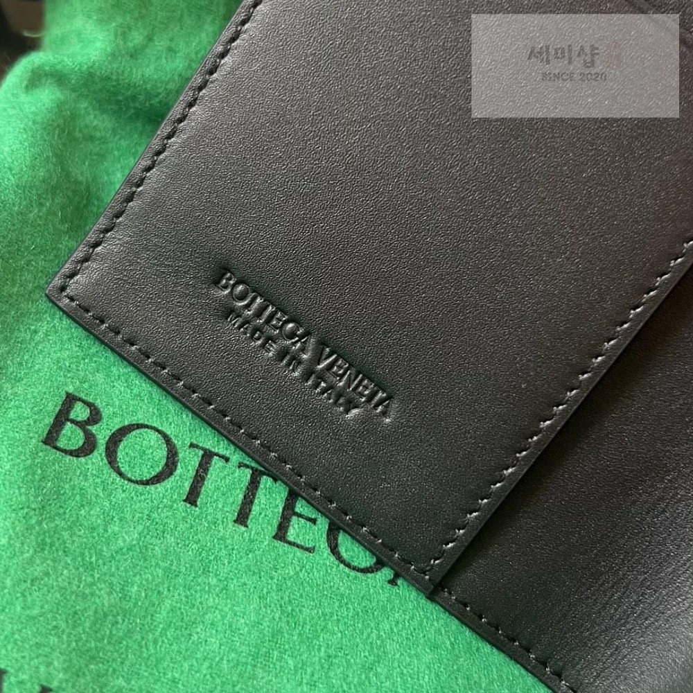 Bottega Veneta Bottega Veneta Intrecciato PassPort Case 지갑 36번 이미지