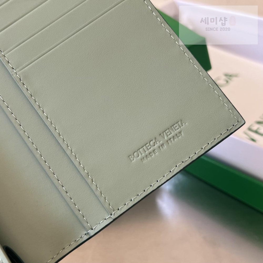 Bottega Veneta Bottega Veneta Intrecciato Vertical Wallet 지갑 12번 이미지